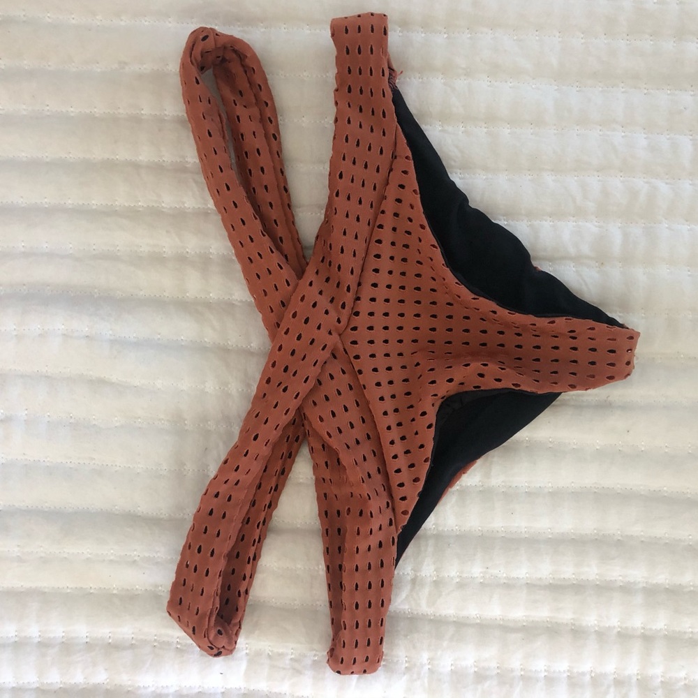 SOLD!!!!!! Acacia Fiji bottoms!
